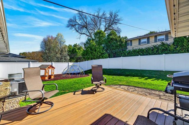 429 S Midvale Boulevard, Madison, WI 53711