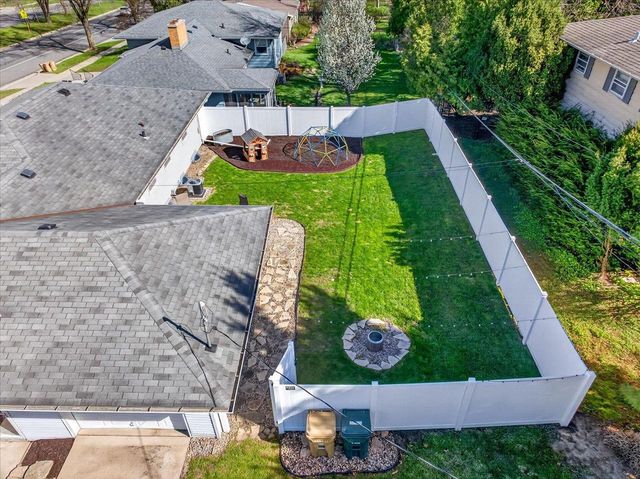 429 S Midvale Boulevard, Madison, WI 53711