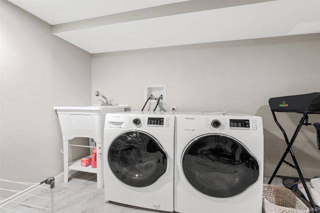 45-20 156th Street, Flushing, NY 11355