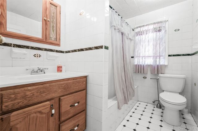 45-20 156th Street, Flushing, NY 11355