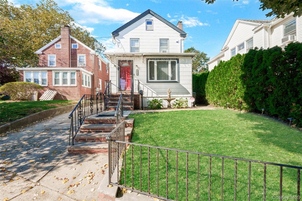 45-20 156th Street, Flushing, NY 11355