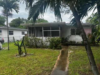 830 NW 60th Street, Miami, FL 33127