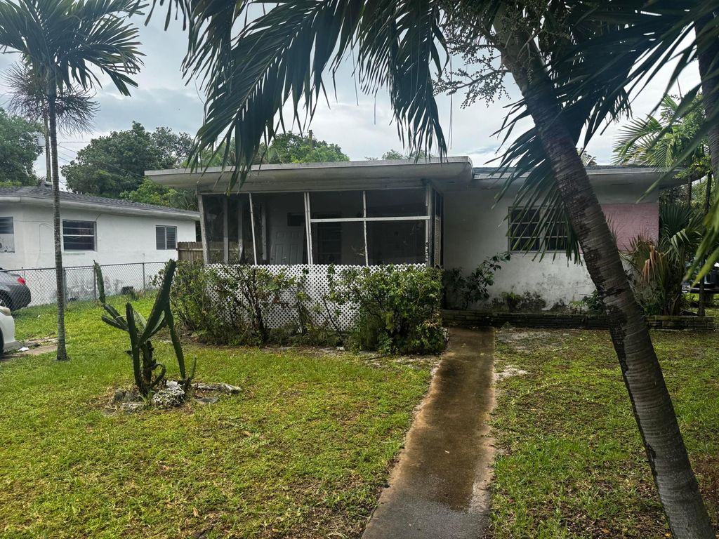 830 NW 60th Street, Miami, FL 33127
