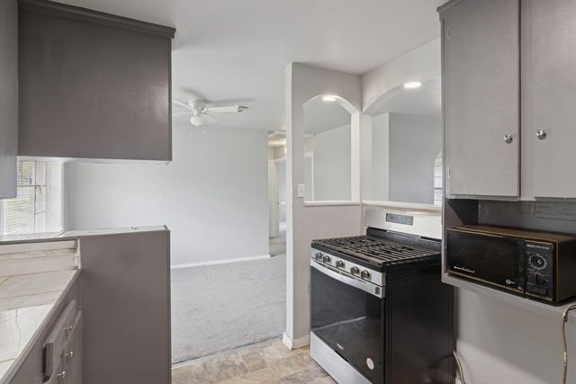 9029 Homewood Lane, Houston, TX 77078