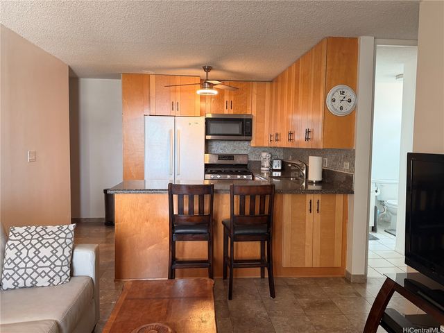 2452 Tusitala Street 1505, Honolulu, HI 96815