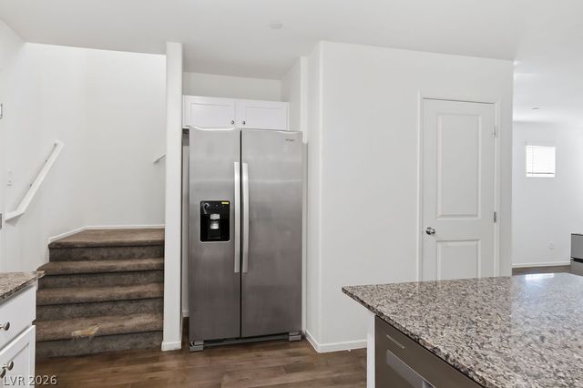 341 Summer Sparrow Avenue, Henderson, NV 89011