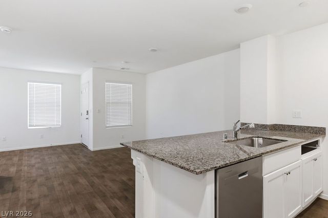 341 Summer Sparrow Avenue, Henderson, NV 89011