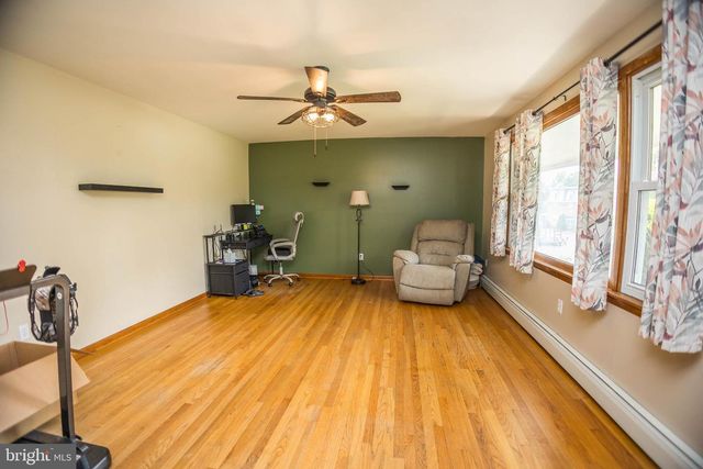 12 BELLE VISTA DR, Marysville, PA 17053