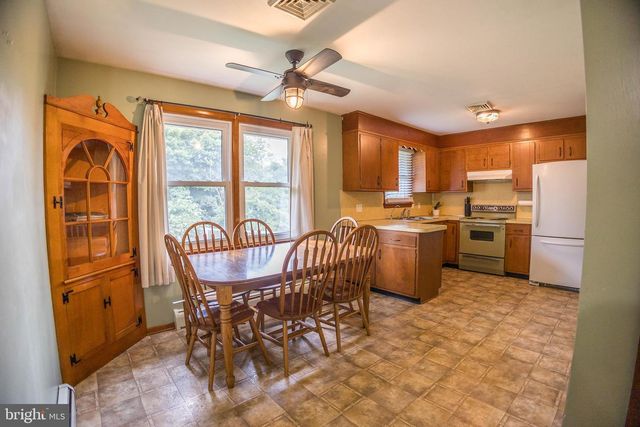 12 BELLE VISTA DR, Marysville, PA 17053