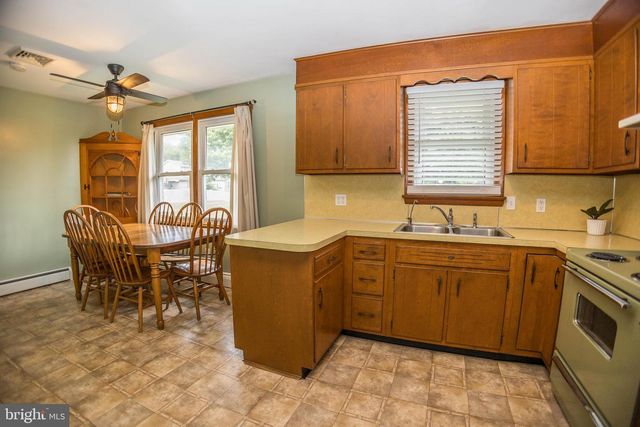 12 BELLE VISTA DR, Marysville, PA 17053