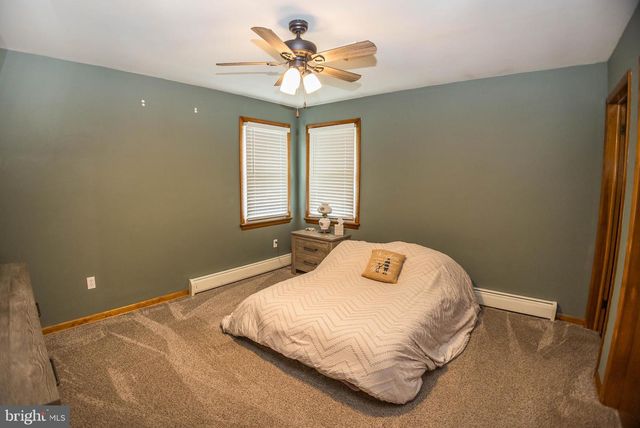 12 BELLE VISTA DR, Marysville, PA 17053