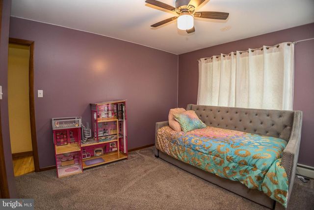 12 BELLE VISTA DR, Marysville, PA 17053