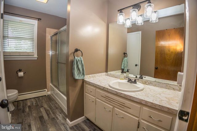 12 BELLE VISTA DR, Marysville, PA 17053