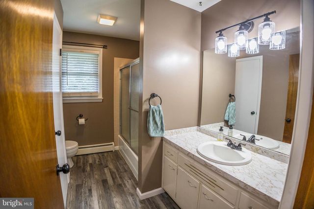 12 BELLE VISTA DR, Marysville, PA 17053