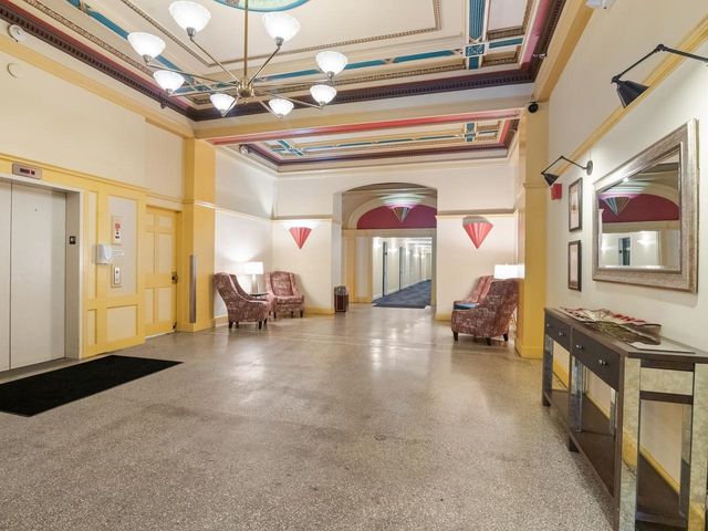 131 Main St Apt 403, Burlington, VT 05401
