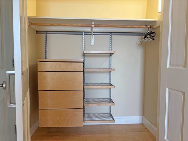 131 Main St Apt 403, Burlington, VT 05401