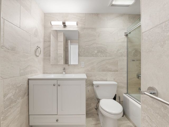 131 Main St Apt 403, Burlington, VT 05401