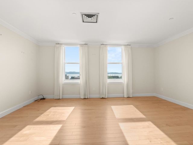 131 Main St Apt 403, Burlington, VT 05401