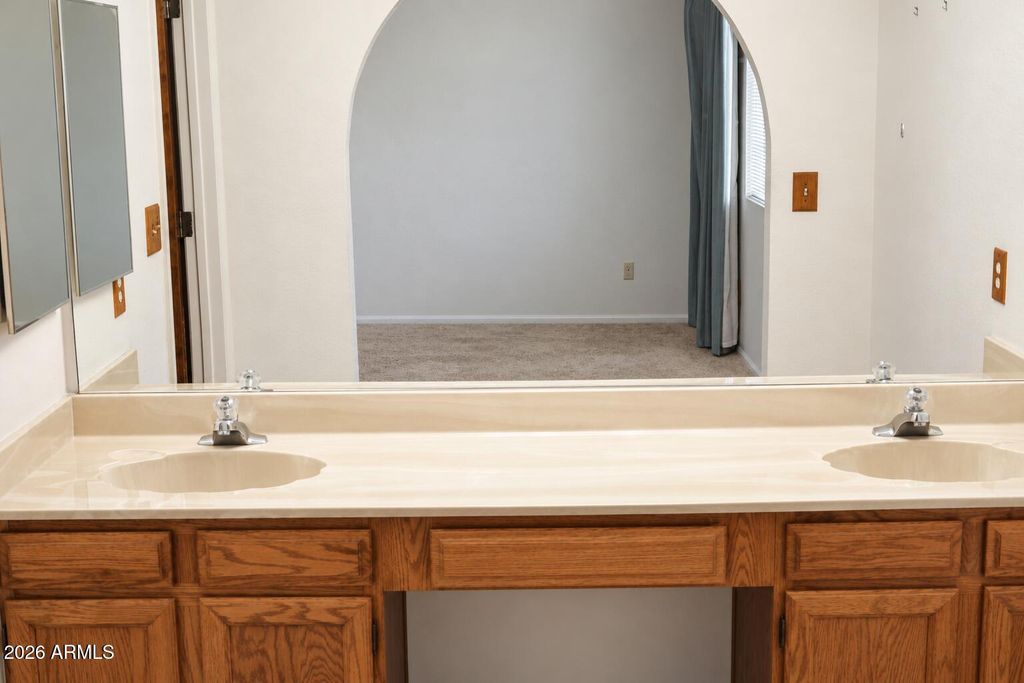 6517 E KELTON Lane, Scottsdale, AZ 85254 — photo 5