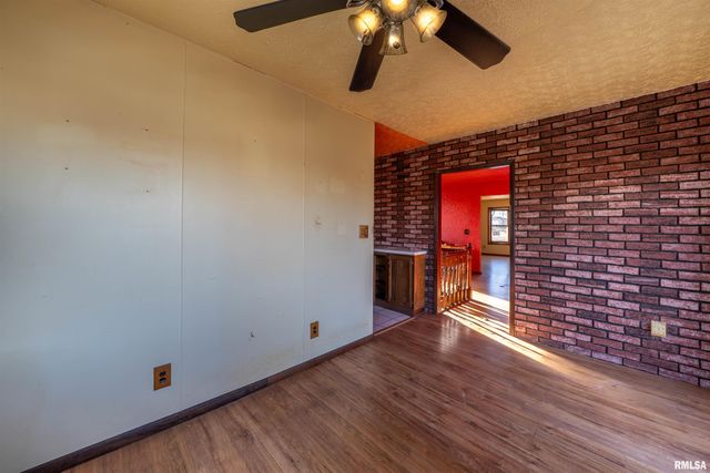 1516 N 16TH Street, Pekin, IL 61554