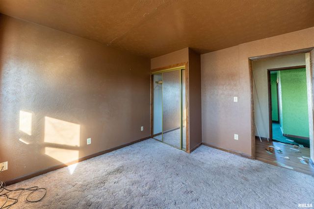 1516 N 16TH Street, Pekin, IL 61554