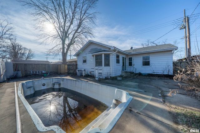 1516 N 16TH Street, Pekin, IL 61554