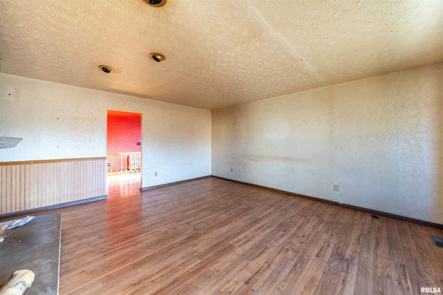 1516 N 16TH Street, Pekin, IL 61554