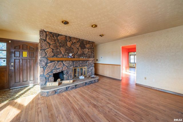 1516 N 16TH Street, Pekin, IL 61554