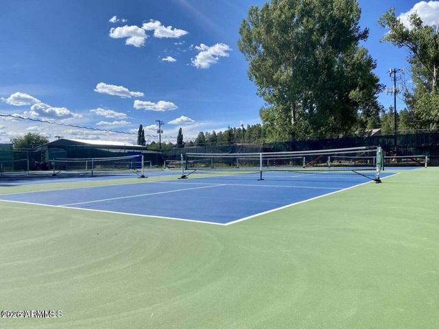 17810 S WALAPAI Road 72, Munds Park, AZ 86017