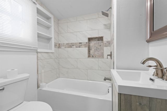 273 Southbound Gratiot Avenue, Mount Clemens, MI 48043