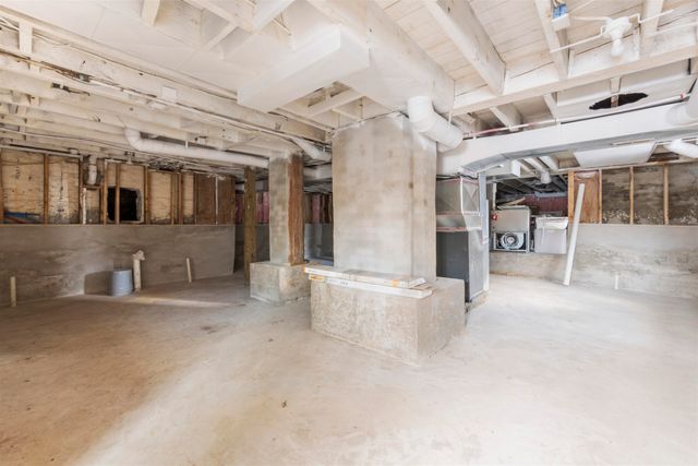 273 Southbound Gratiot Avenue, Mount Clemens, MI 48043