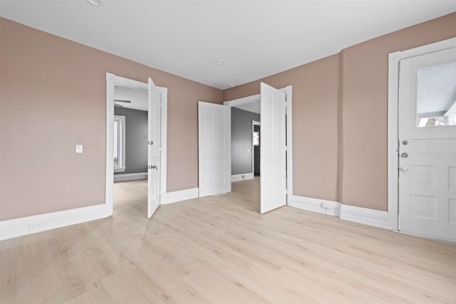 273 Southbound Gratiot Avenue, Mount Clemens, MI 48043