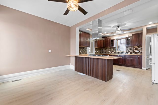 273 Southbound Gratiot Avenue, Mount Clemens, MI 48043