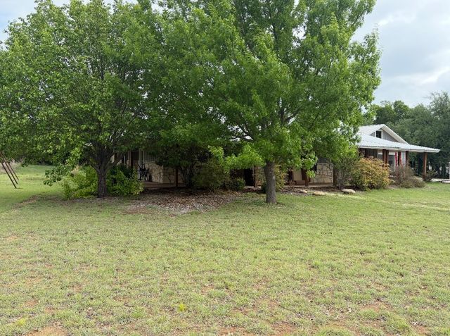 1362 Moody Lane, Glen Rose, TX 76043
