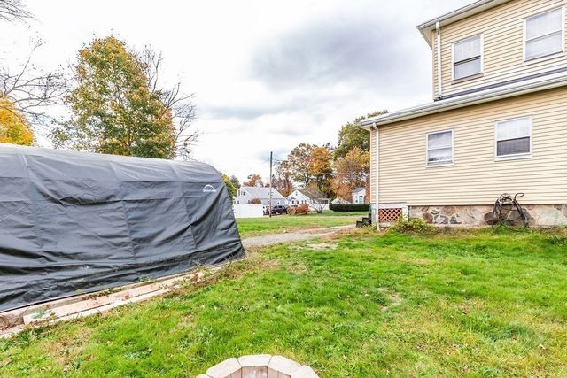 27 Sutton St, Brockton, MA 02301