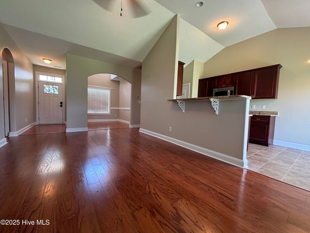 115 Moonstone Court, Jacksonville, NC 28546
