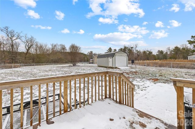 102 S Field Court, Lawndale, NC 28090