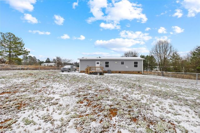 102 S Field Court, Lawndale, NC 28090