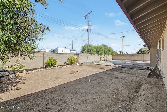 1149 S Lehigh Drive, Tucson, AZ 85710