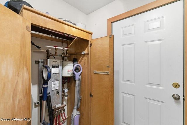 10948 E Gypo Rd, Athol, ID 83801