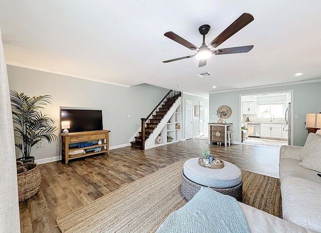 1655 58TH TERRACE S 3, St Petersburg, FL 33712