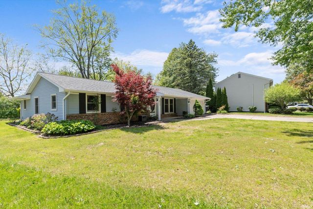 6926 Embers Court, Fort Wayne, IN 46815
