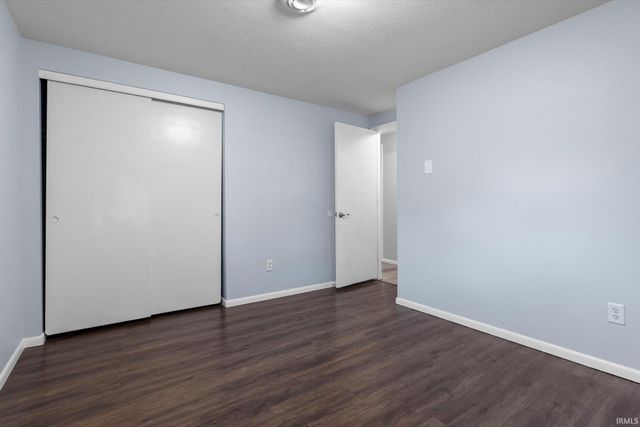 6926 Embers Court, Fort Wayne, IN 46815