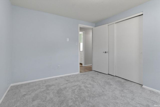 6926 Embers Court, Fort Wayne, IN 46815