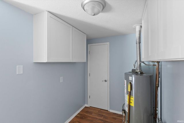 6926 Embers Court, Fort Wayne, IN 46815