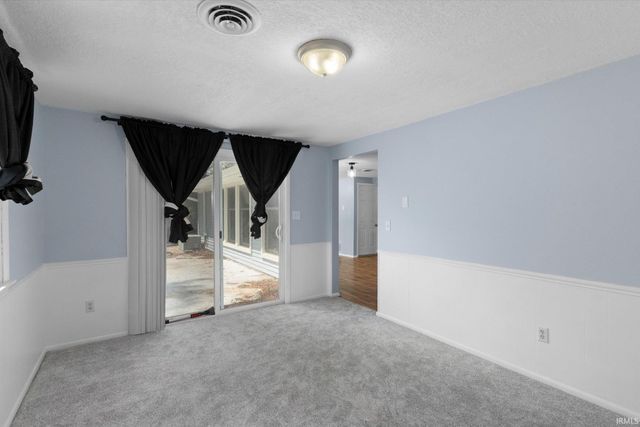 6926 Embers Court, Fort Wayne, IN 46815
