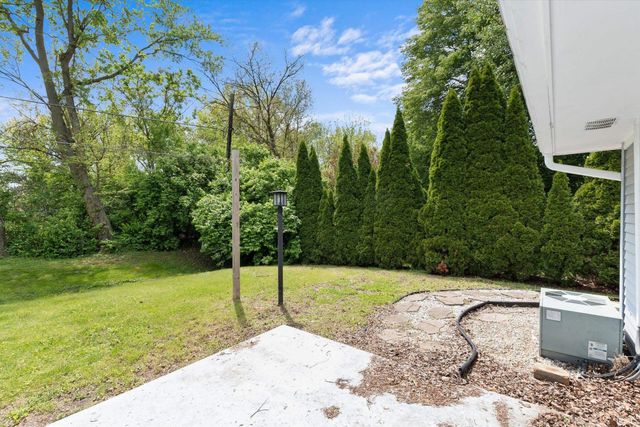6926 Embers Court, Fort Wayne, IN 46815