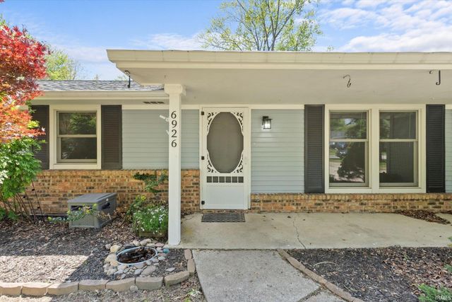 6926 Embers Court, Fort Wayne, IN 46815
