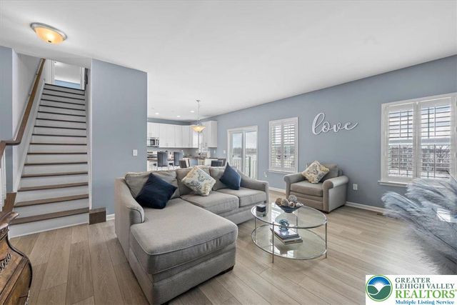 5037 Lilac Drive, North Whitehall Twp, PA 18078