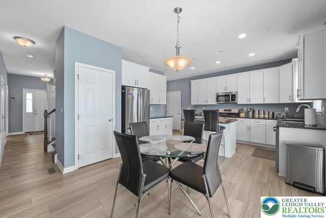 5037 Lilac Drive, North Whitehall Twp, PA 18078